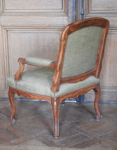 Armchair with flat back in natural wood,...