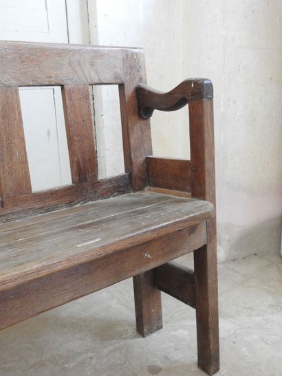 Meeting of two benches in oak. XIXth century....