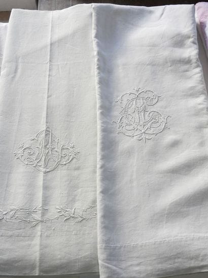 Two large linen sheets, AD 240 x 320 cm and...