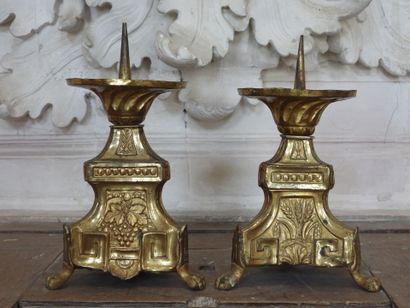 Pair of gilded metal picnic chairs. H. 26...