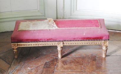 Gilded and carved wood rectangular footrest...