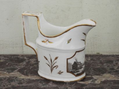 Service dit Egoïste en porcelaine émaillée...