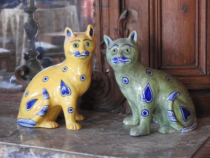 In the taste of Emile GALLE : Pair of cats...