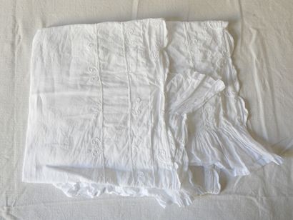 Very beautiful linen set Sheet & Pair of...