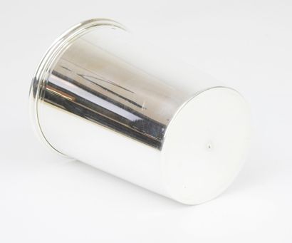 Large straight kettledrum in Minerva silver....