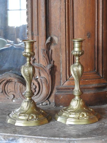 Pair of bronze candlesticks in the Louis...
