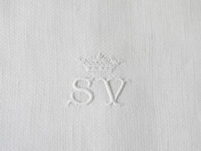 Four guest towels figured S.V under marquis...