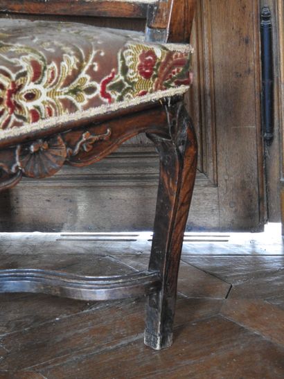 Pair of flat-backed armchairs in natural...