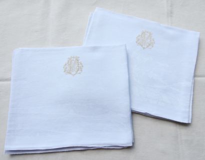 Six very beautiful and large napkins with...