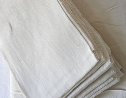Linen set with a tablecloth 265 x 240 cm...