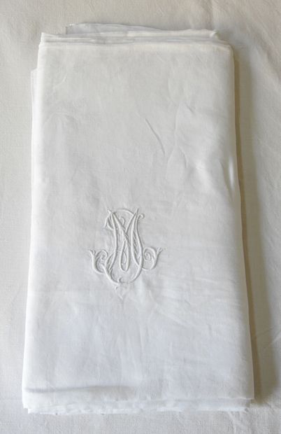 Very Large Damask tablecloths of Flowers...