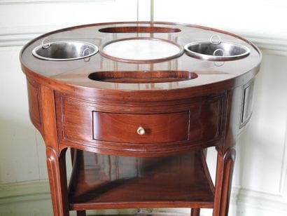 Mahogany and mahogany veneer refreshment...