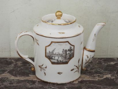 Service dit Egoïste en porcelaine émaillée...