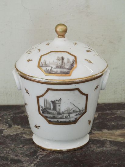 Service dit Egoïste en porcelaine émaillée...