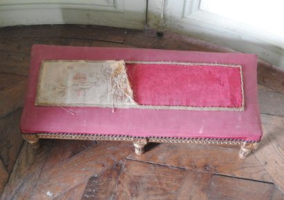 Gilded and carved wood rectangular footrest...