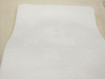 Ten damask napkins of Vine Leaves figured...