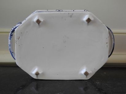 Bannette with cut sides in earthenware with...