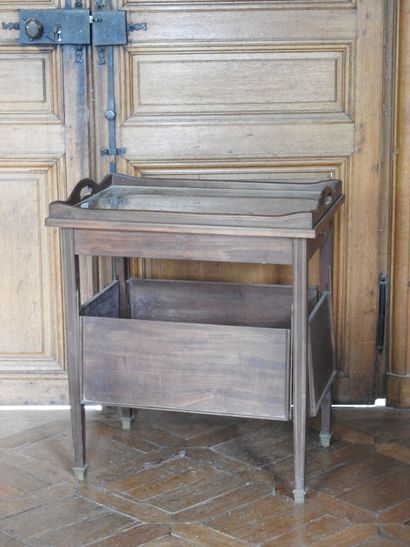 Mahogany sideboard with net decoration, the...