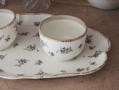 Enameled porcelain jam maker with barbel...