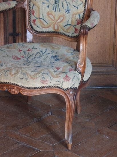 Suite of five armchairs cabriolets in natural...