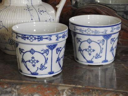 BOCH LA LOUVIERE: Meeting of two earthenware...