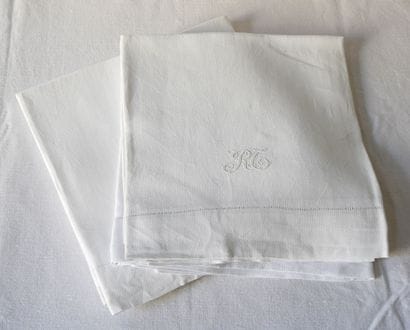 Six guest towels figured R.C. Day border...