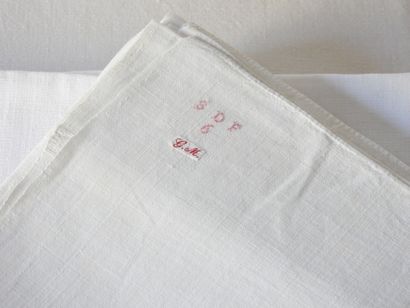 Linen set with a tablecloth 200 x 165 cm...