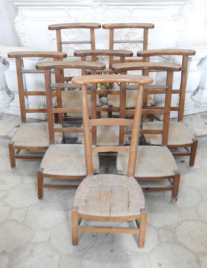 Lot of eight prie-Dieu in natural wood and...