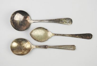 Lot including English silver picture frame...