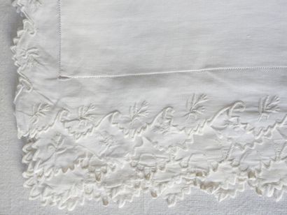 Pair of pillowcases V.T. lace and festoons...