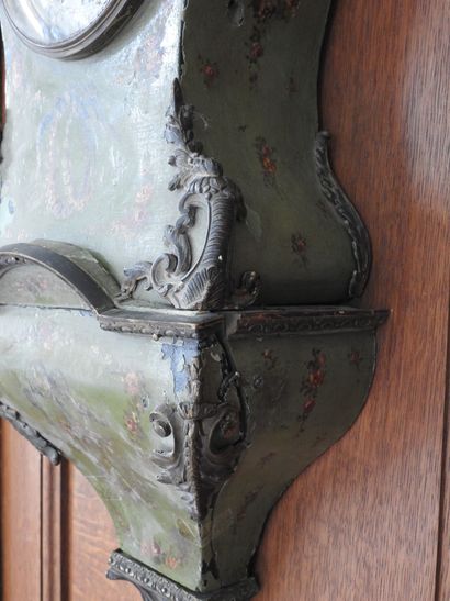 Cartel with bell and its base of lamp out...