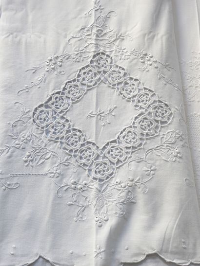 Four beautiful embroidered sheets Stitch...