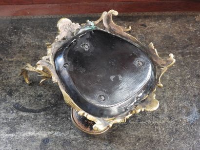 Inkwell in bronze of rocaille style with...