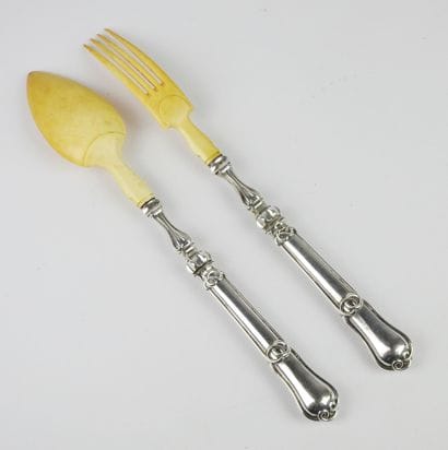 Salad service in silver. Gordian knot model....