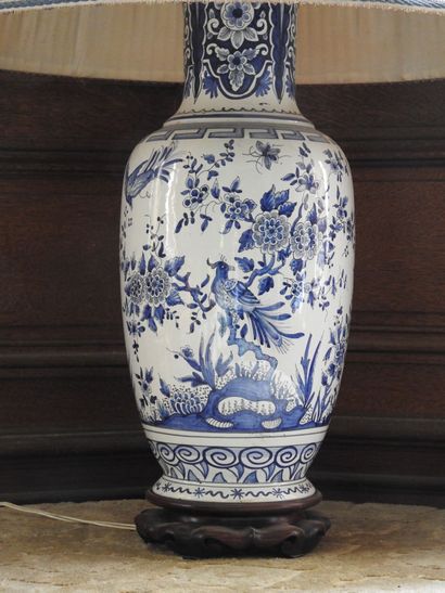 Earthenware lamp with white and blue decoration...