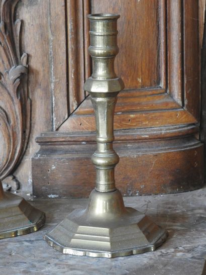 Pair of bronze candlesticks in the 17th century...