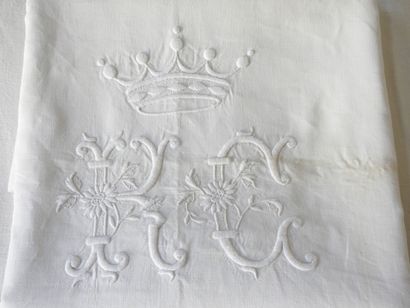 Large Sheet in Linen chiffon RC under crown...