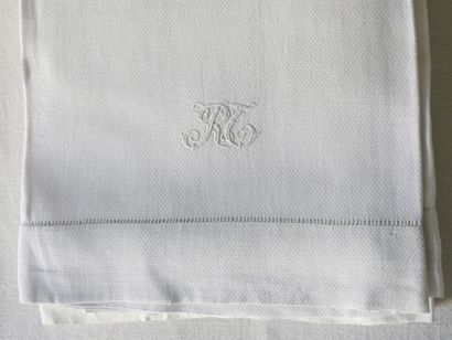 Six guest towels figured R.C. Day border...