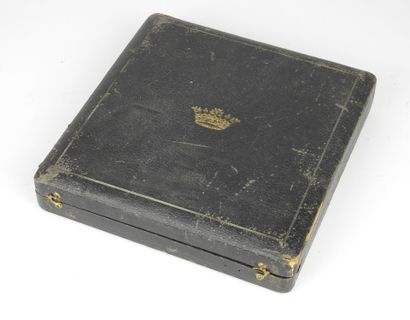 Suite of twelve silver gilt knives with mother-of-pearl...