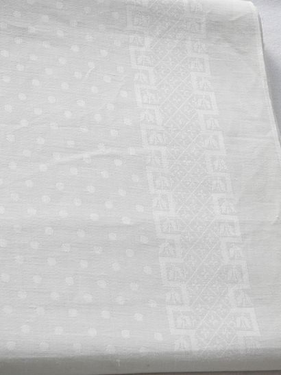 Coupon of uncut towels 1060 cm x 102 cm.