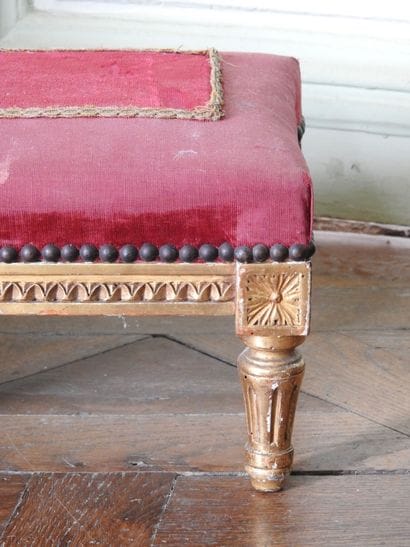Gilded and carved wood rectangular footrest...