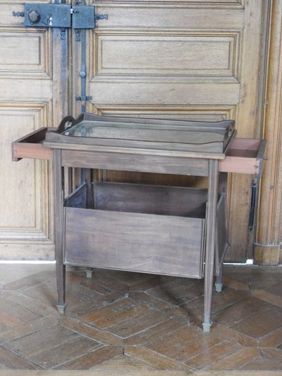 Mahogany sideboard with net decoration, the...