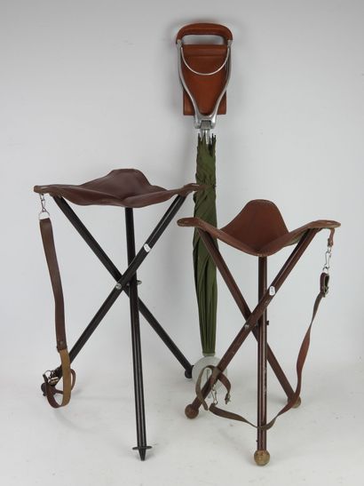 LOT including two hunting sticks and umbrella....