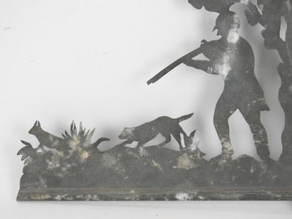 GIROUETTE in zinc decorated with a hunter...
