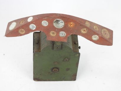 Wood and metal mirror. Mechanical winding...