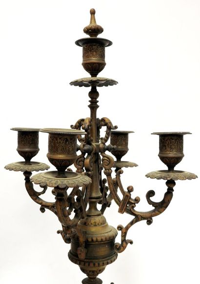 Gilded bronze mantelpiece including a clock...