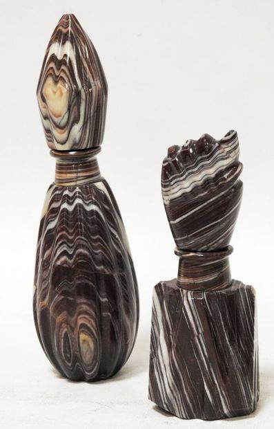 Meeting of two flasks cut in red dolomite.

H.:...
