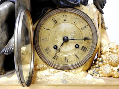 
Important clock called Neptune in patinated...