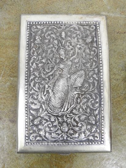 CIGARETTES SHEET and POUDRIER in silver with...