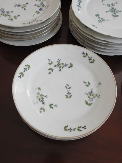 IMPORTANT LOT of fifty-four porcelain plates,...